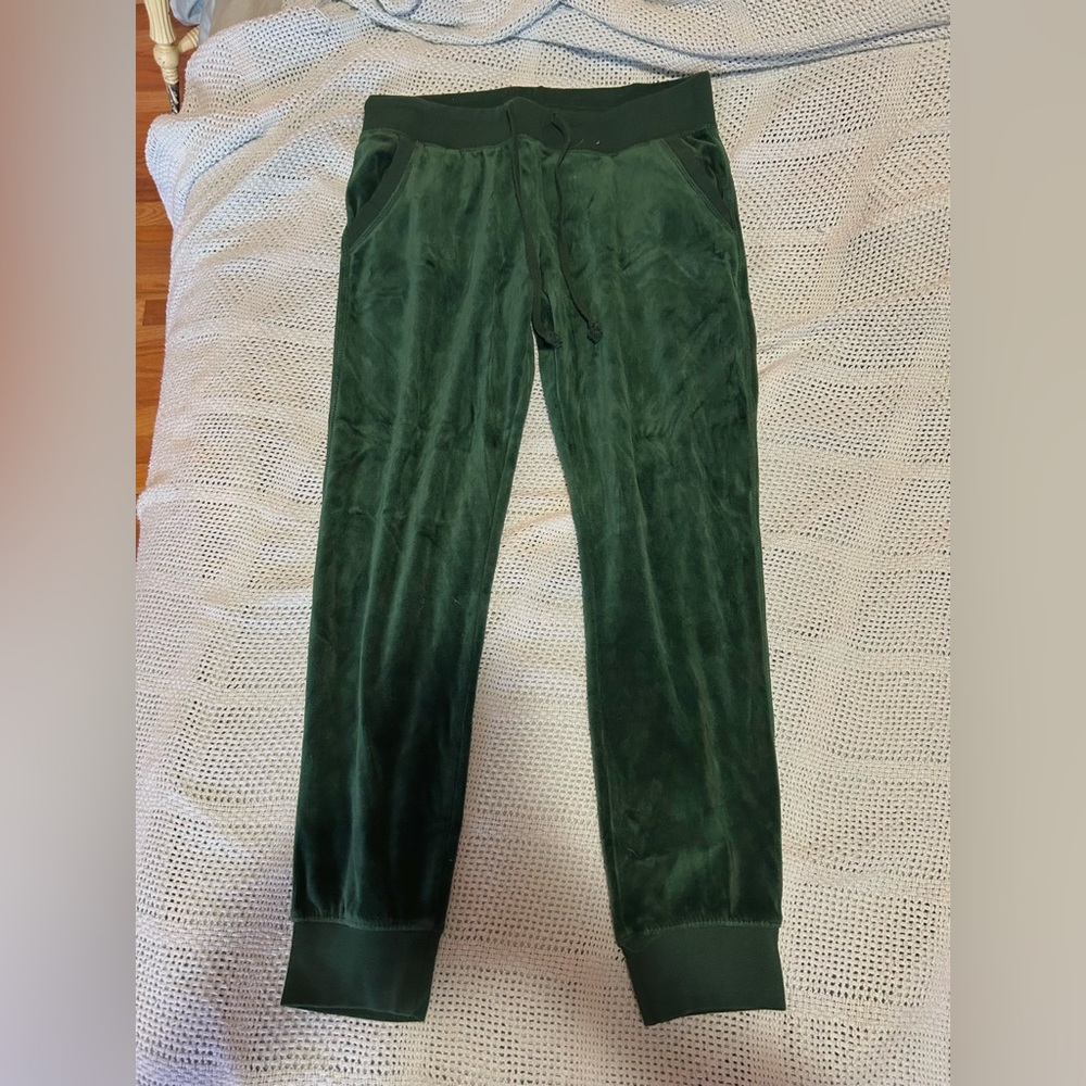 Velvet sweatpants